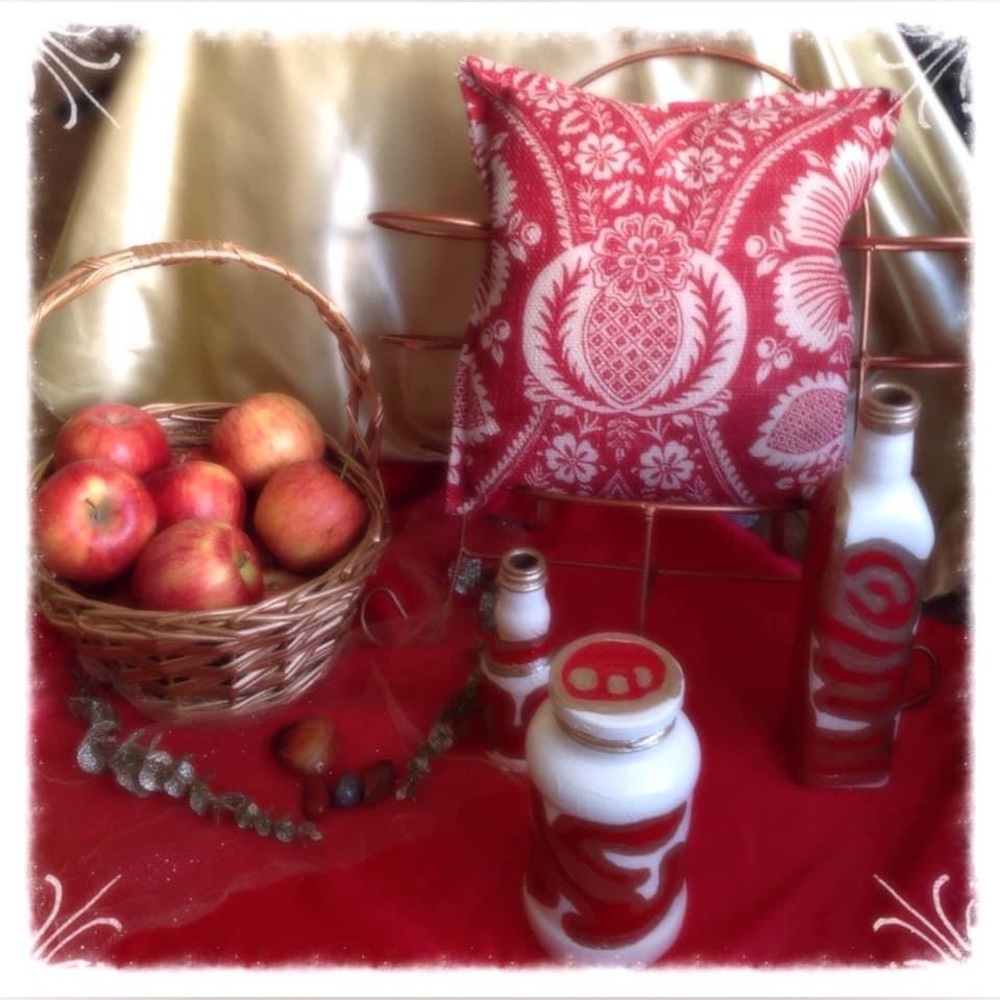 Hand Crafted Ancient Mysteries Gypsy Bottles&BakedApple Pillow Set